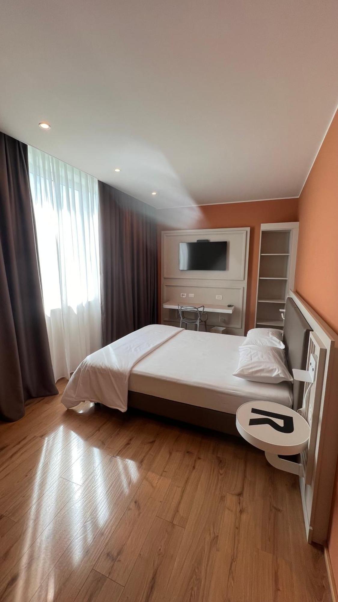 Kare Hotel Banchette D'Ivrea ภายนอก รูปภาพ